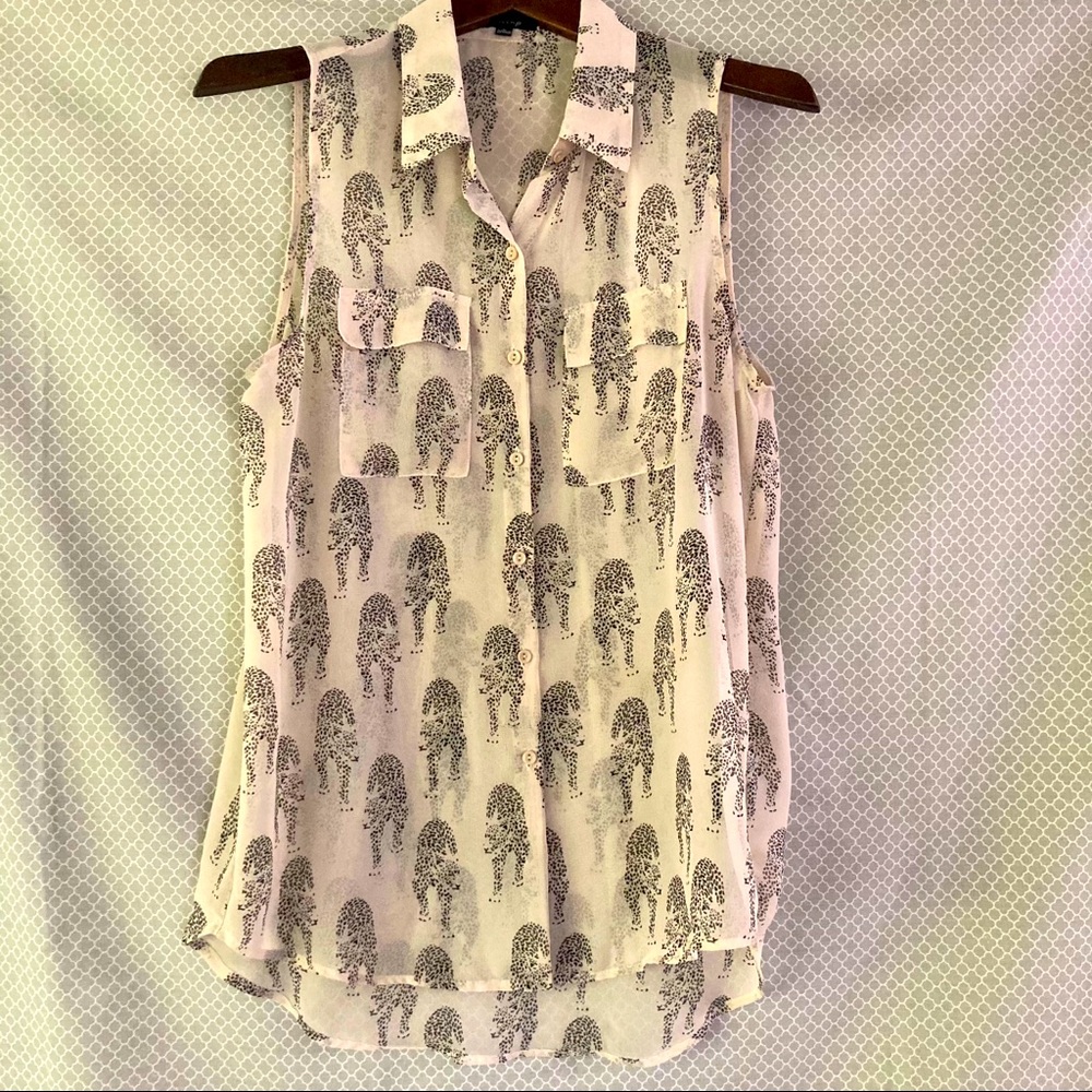 Sleeveless Button Up